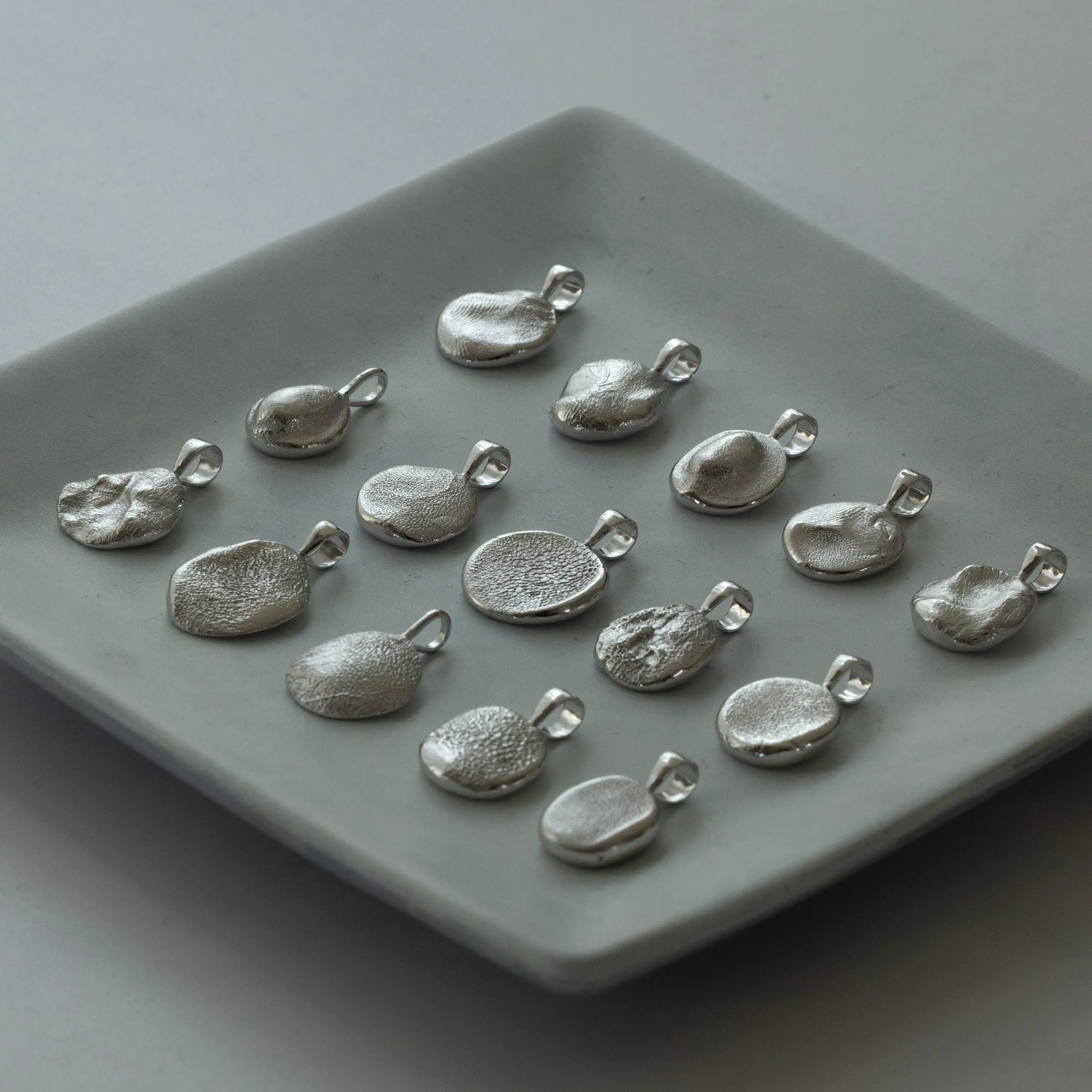 【Silver925】"signet CHARM" 刻印入り