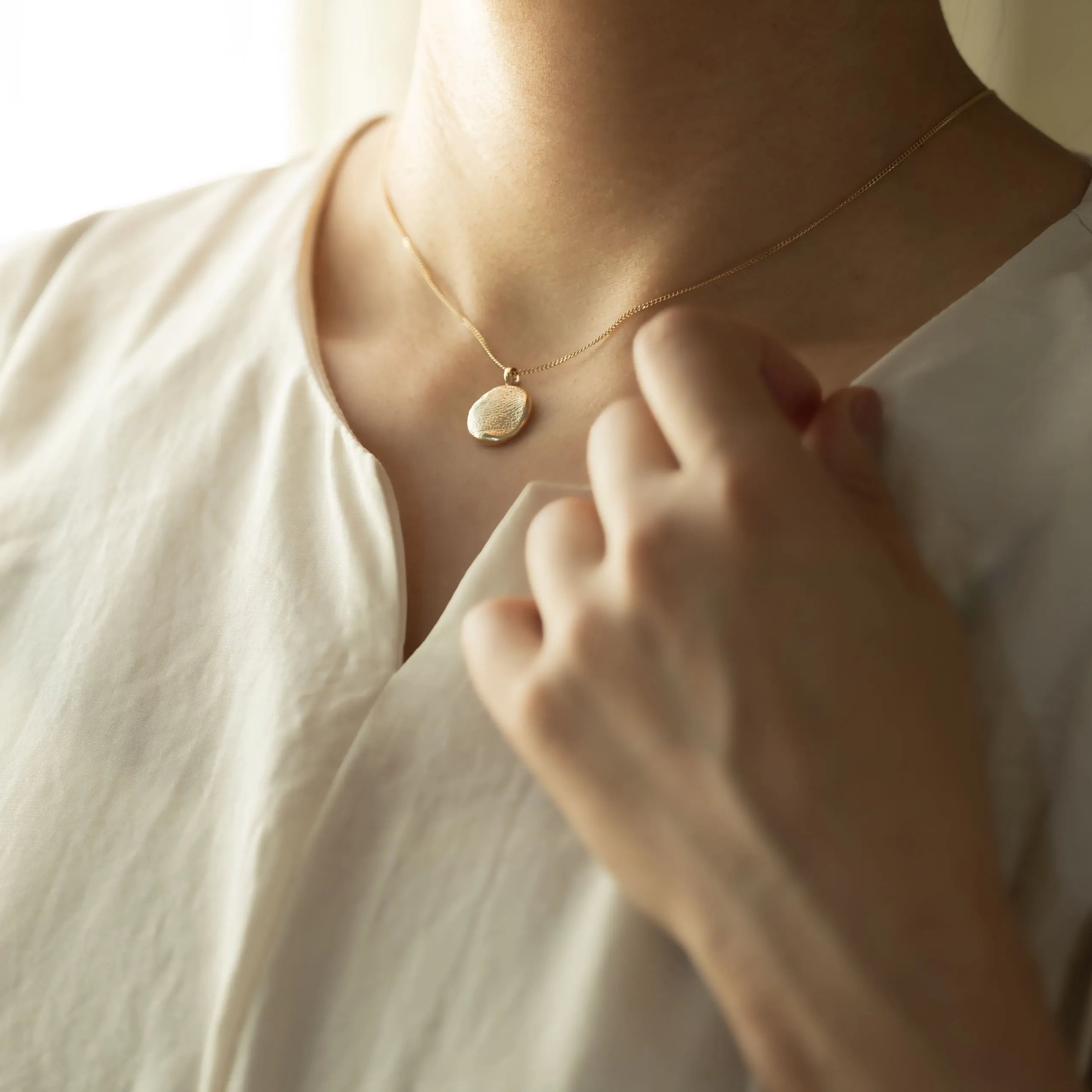【K10YG】"signet CHARM"