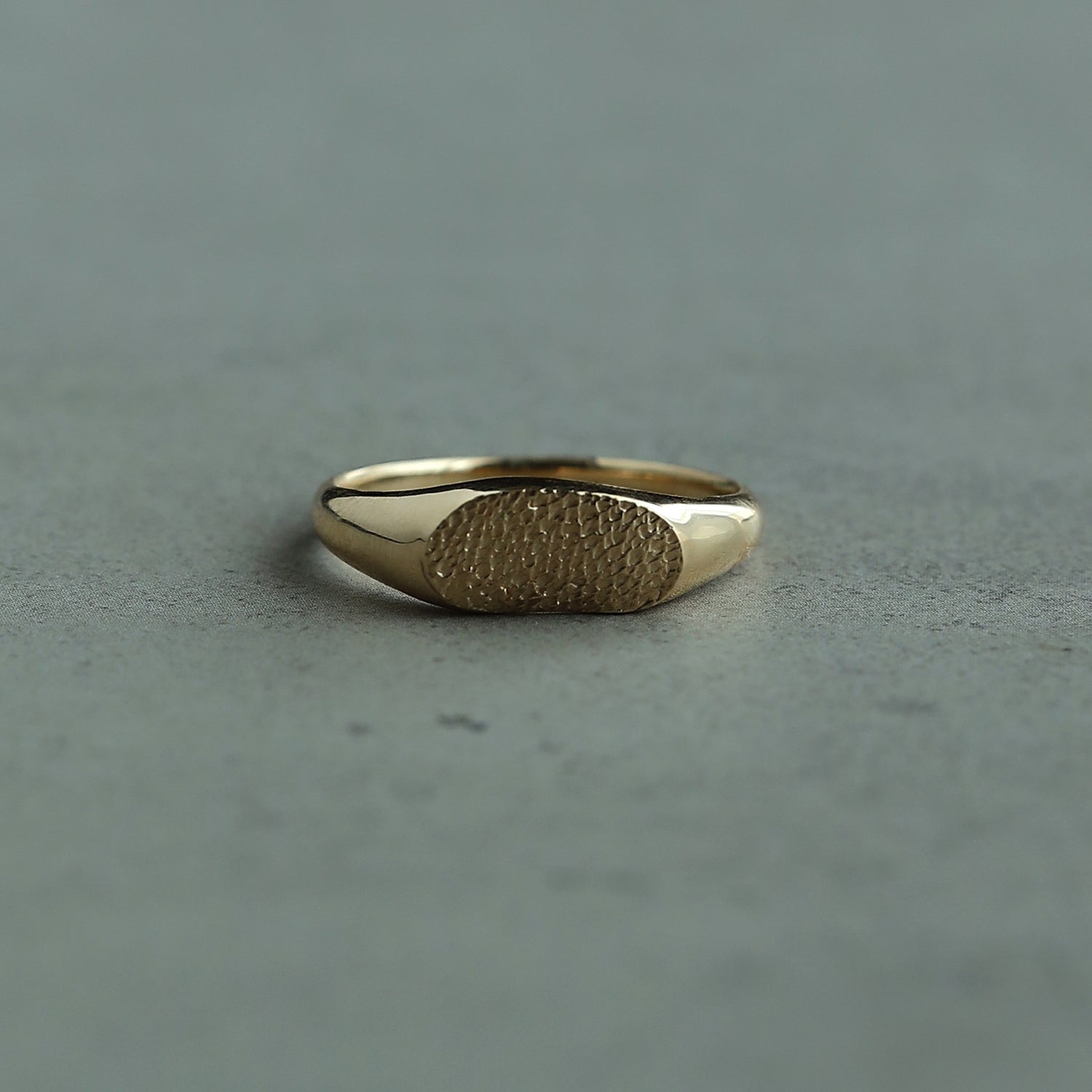 【K18YG】signet&quot;RING&quot;